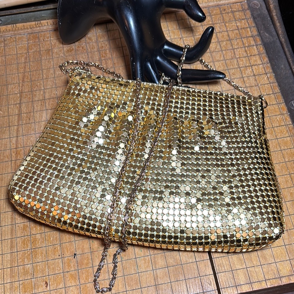 Marlo Gold Coin Mesh Evening Bag Elegant Chain Shoulder Strap 9”Lx5.5”Hx1”W VGVC